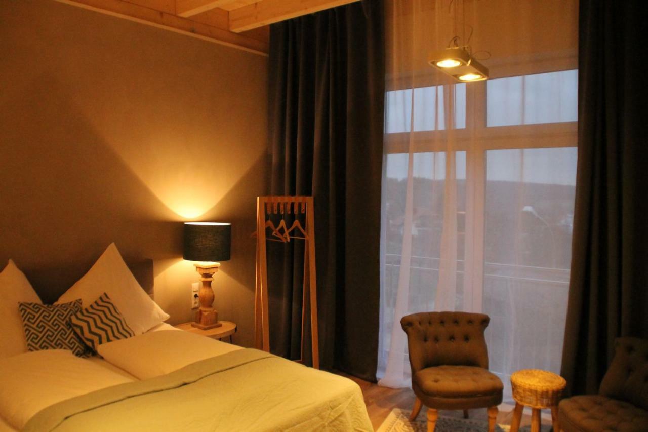 Tauber Lodge Креглинген Экстерьер фото